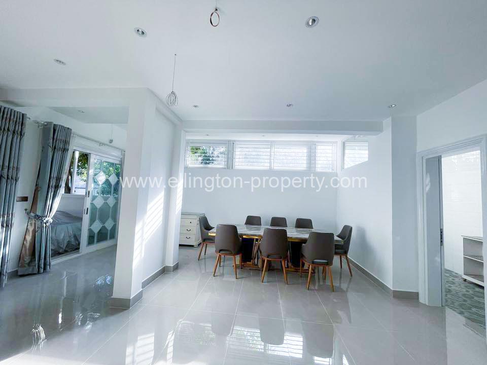 Twin Villa For Rent In Borey Grand Chroy Changvar - Ellington Property