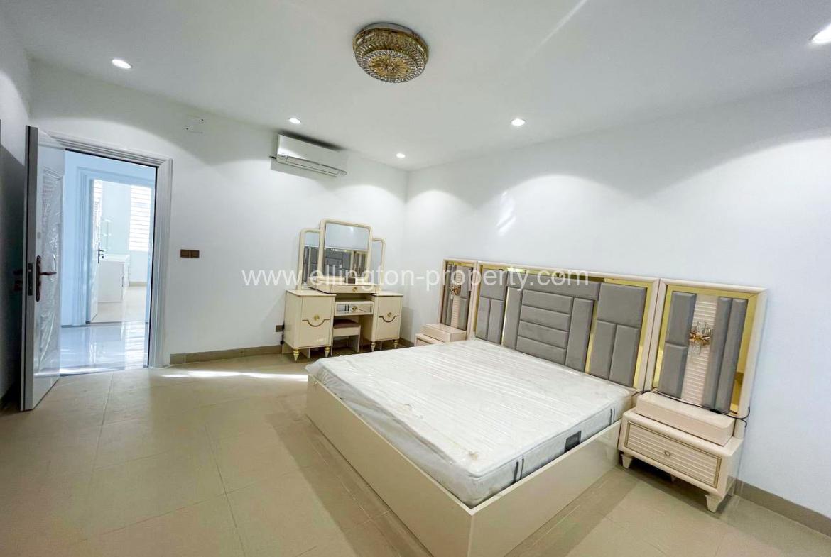 Twin Villa For Rent In Borey Grand Chroy Changvar - Ellington Property