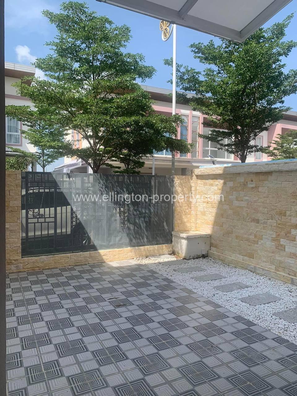 Link Villa For Rent In Borey Orkide Chrouy Changvar (st 6a) - Ellington Property