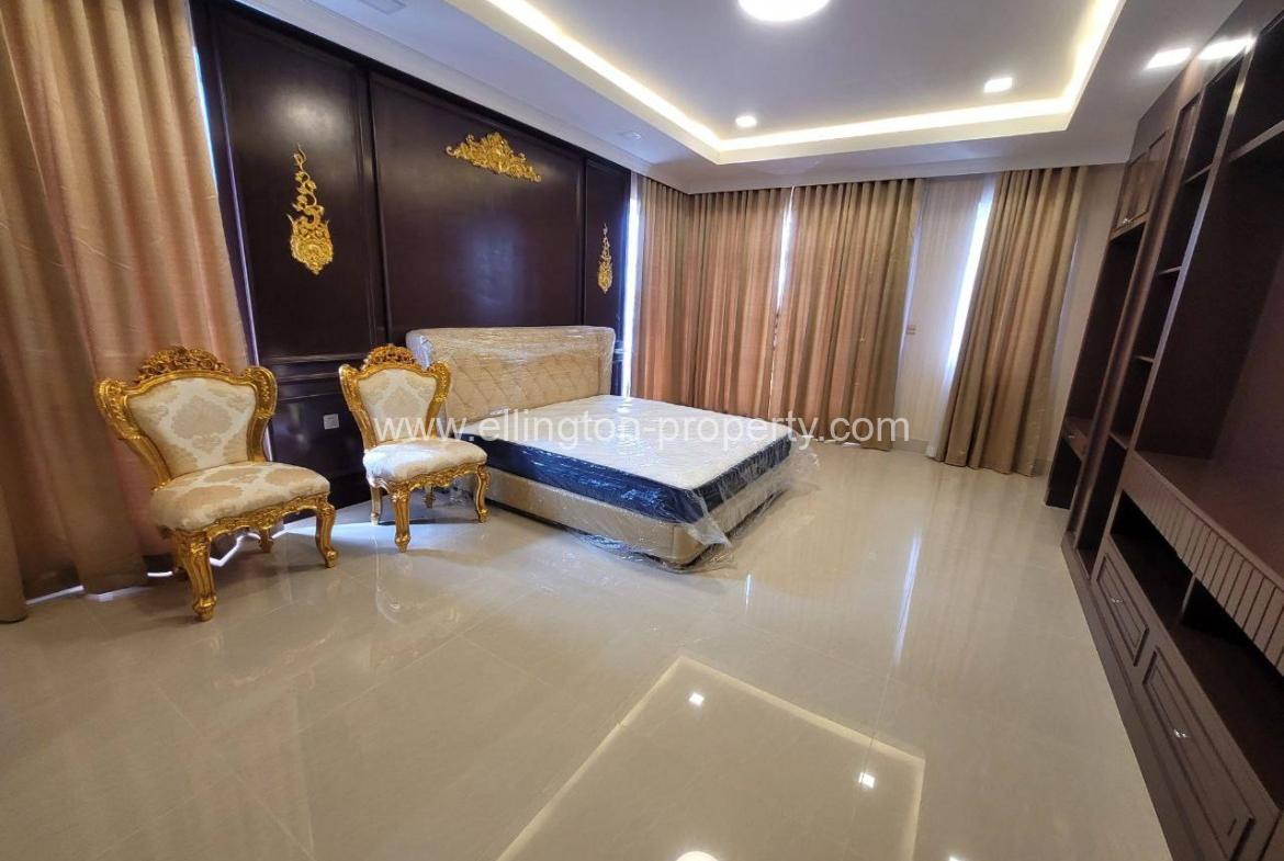 Queen Villa For Rent In Peng Borey Peng Huoth The Star Diamond - Ellington Property