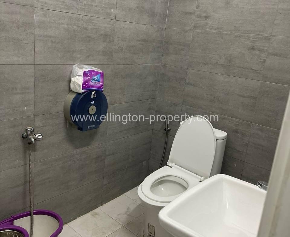 Shophouse For Rent In Toul Tum Pung - Ellington Property