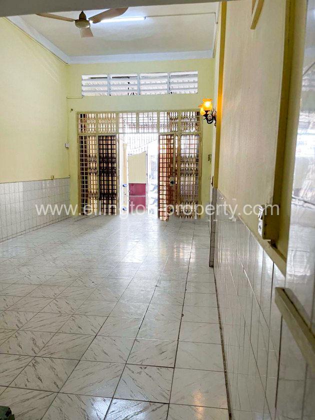 House For Rent In Sangkat Bkk3 - Ellington Property