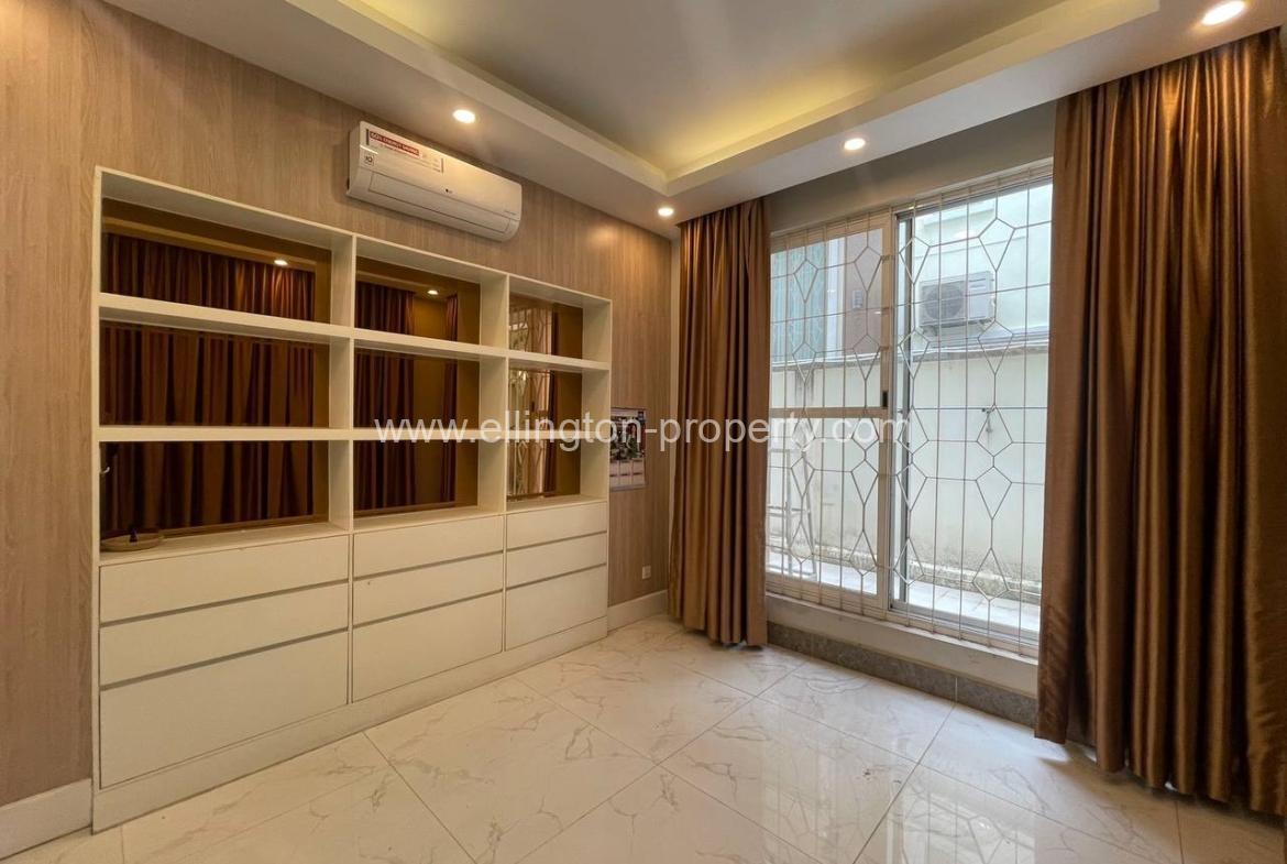 Queen Villa For Rent In Borey Orkide 2004 - Ellington Property