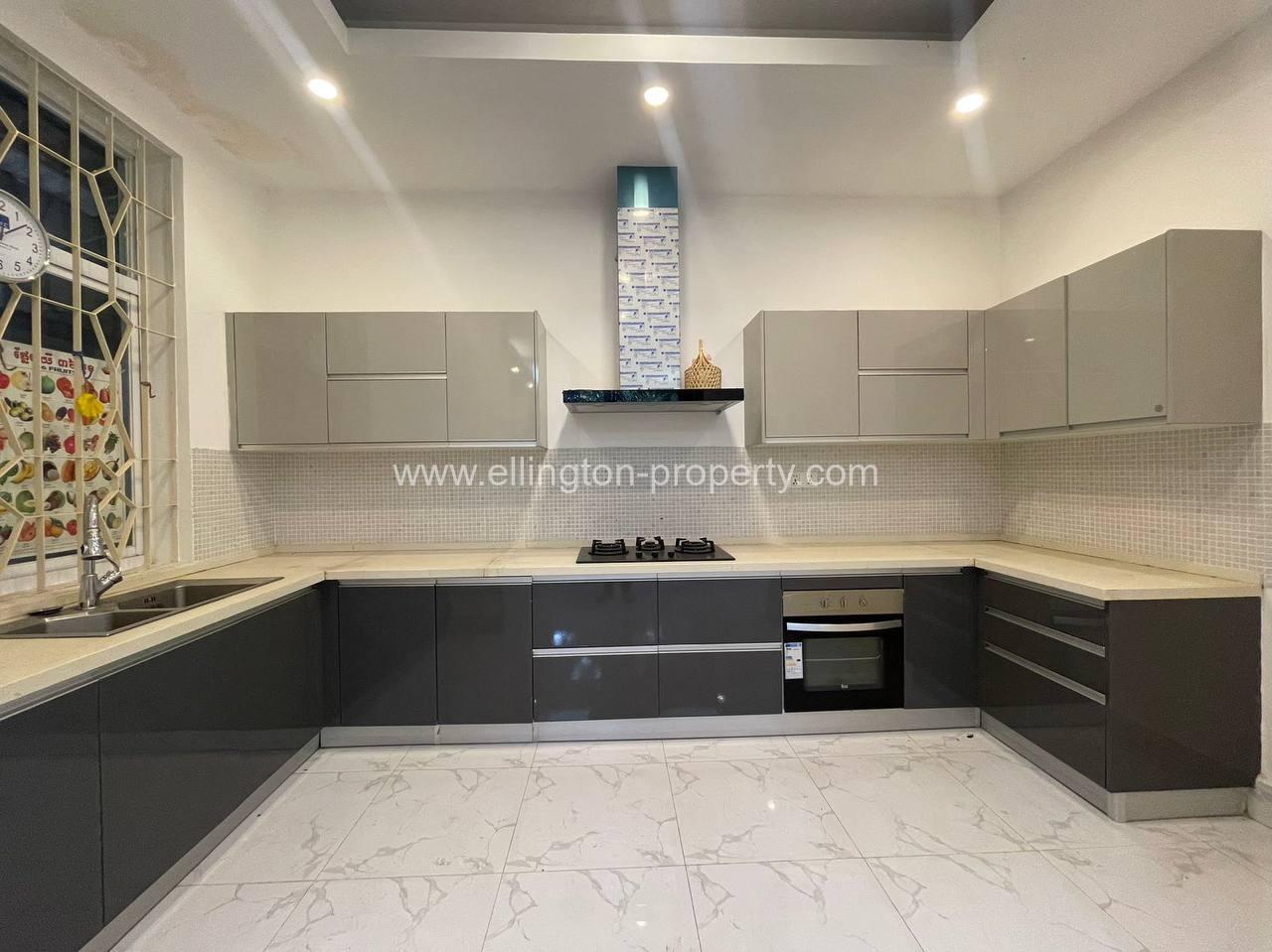 Queen Villa For Rent In Borey Orkide 2004 - Ellington Property