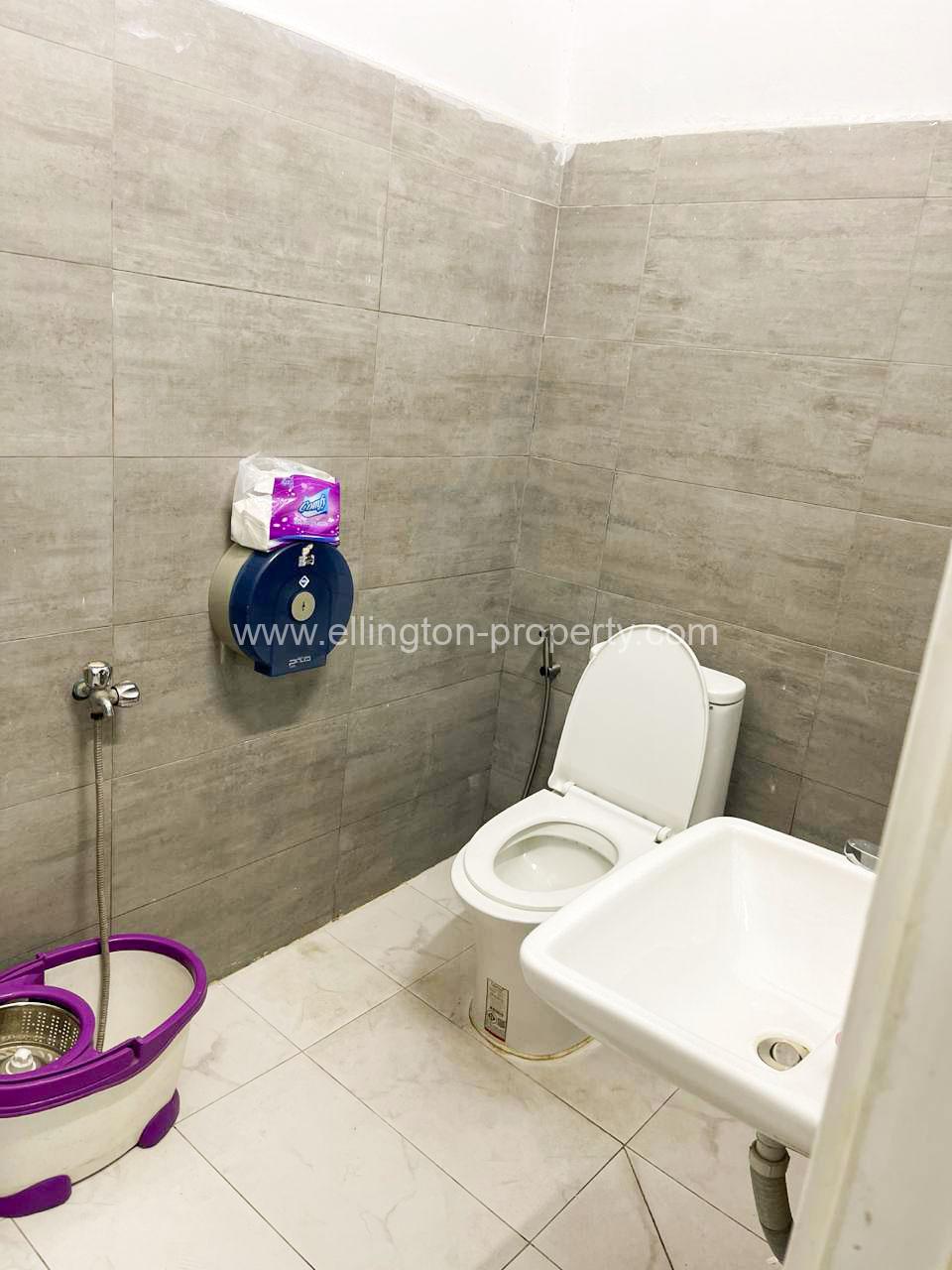 Shophouse For Rent In Toul Tum Pung - Ellington Property