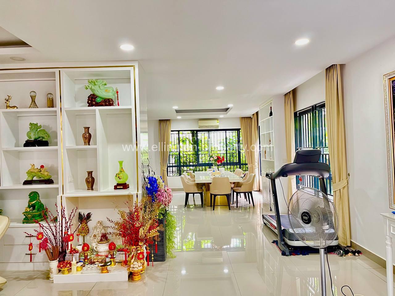 Villa For Rent In Borey Chip Mong 50m - Ellington Property