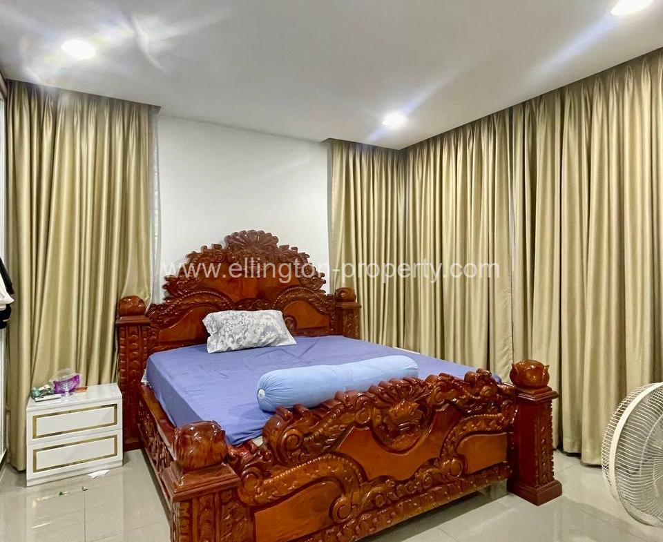 Villa For Rent In Borey Chip Mong 50m - Ellington Property