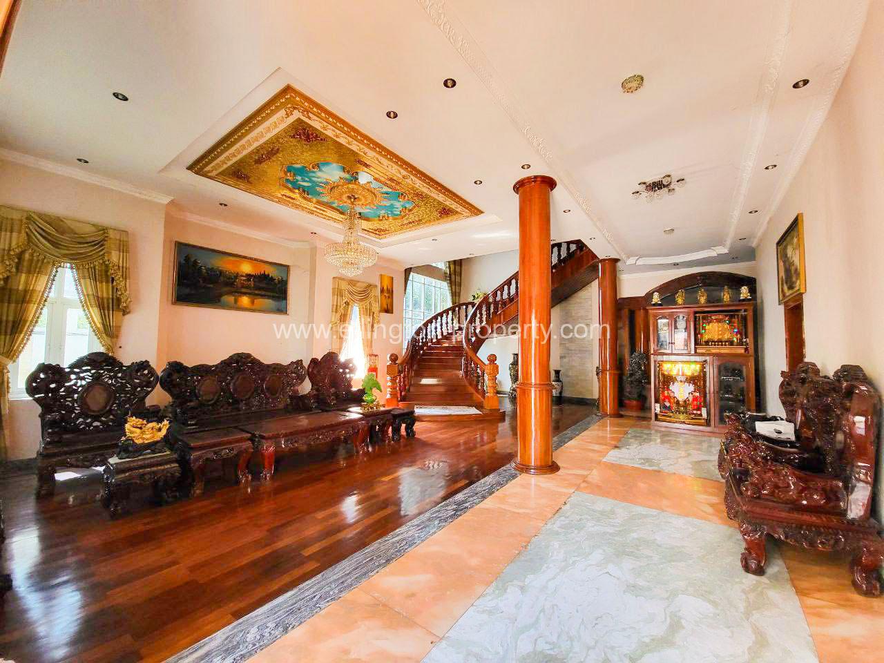 Villa For Rent Near Tuol Tumpung Market - Ellington Property