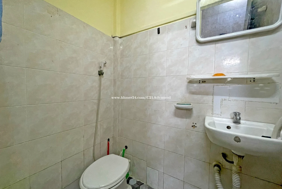 Flathouse For Rent Near Russian Market (toul Tompung) - Ellington Property