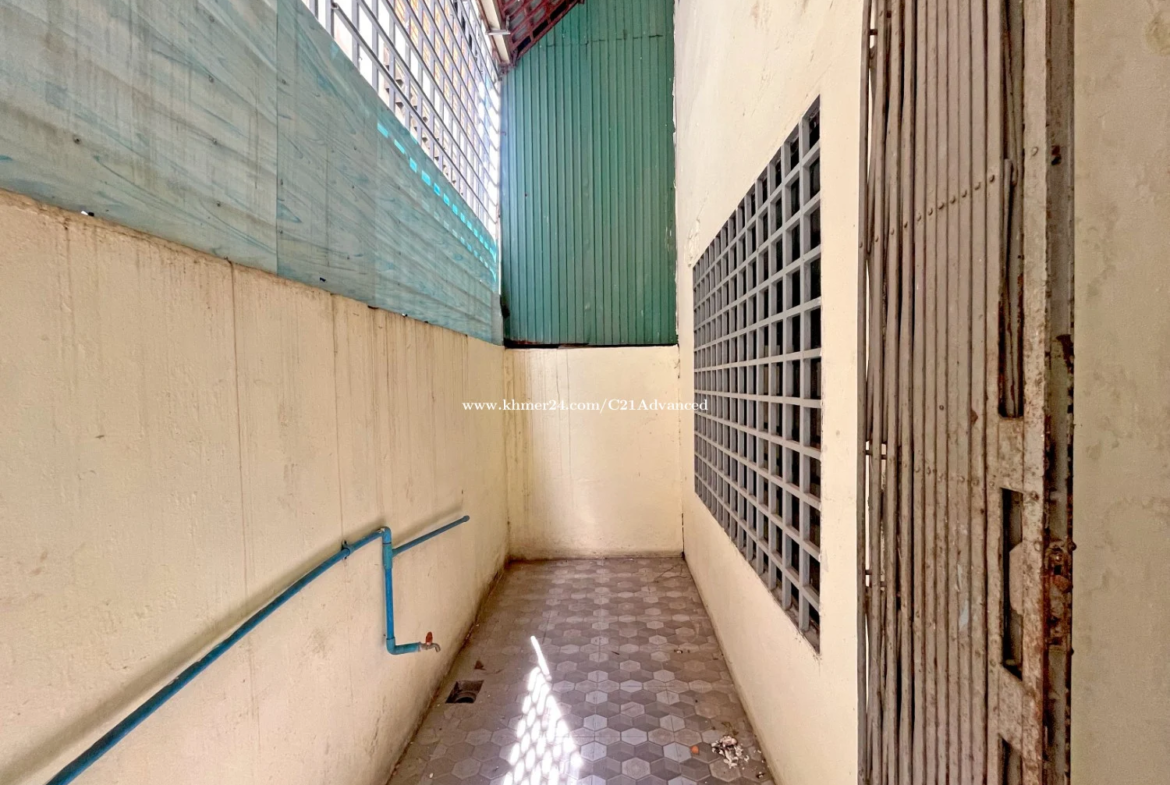 Flathouse For Rent Near Russian Market (toul Tompung) - Ellington Property