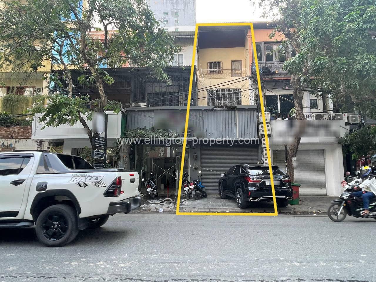 Shop House For Rent Near Bkk High School - Ellington Property