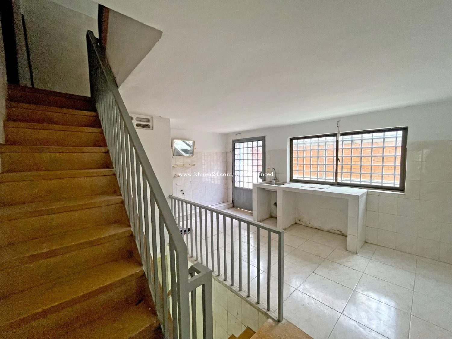 Flathouse For Rent Near Russian Market (toul Tompung) - Ellington Property