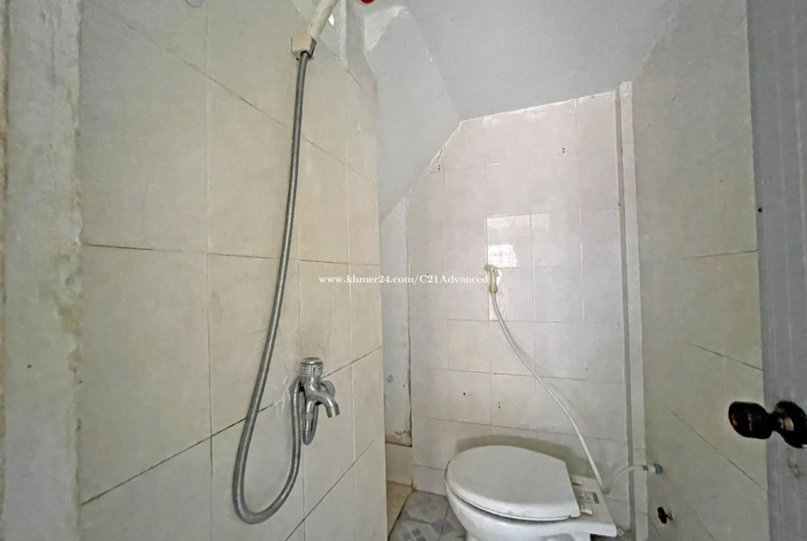 Flathouse For Rent Near Russian Market (toul Tompung) - Ellington Property