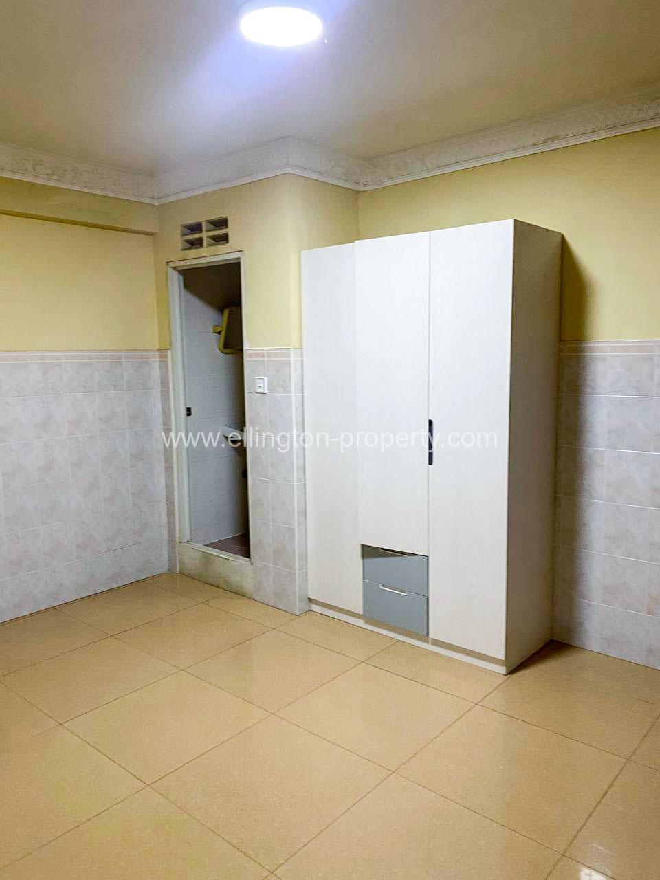 Flat House For Rent In Toul Tum Pung - Ellington Property