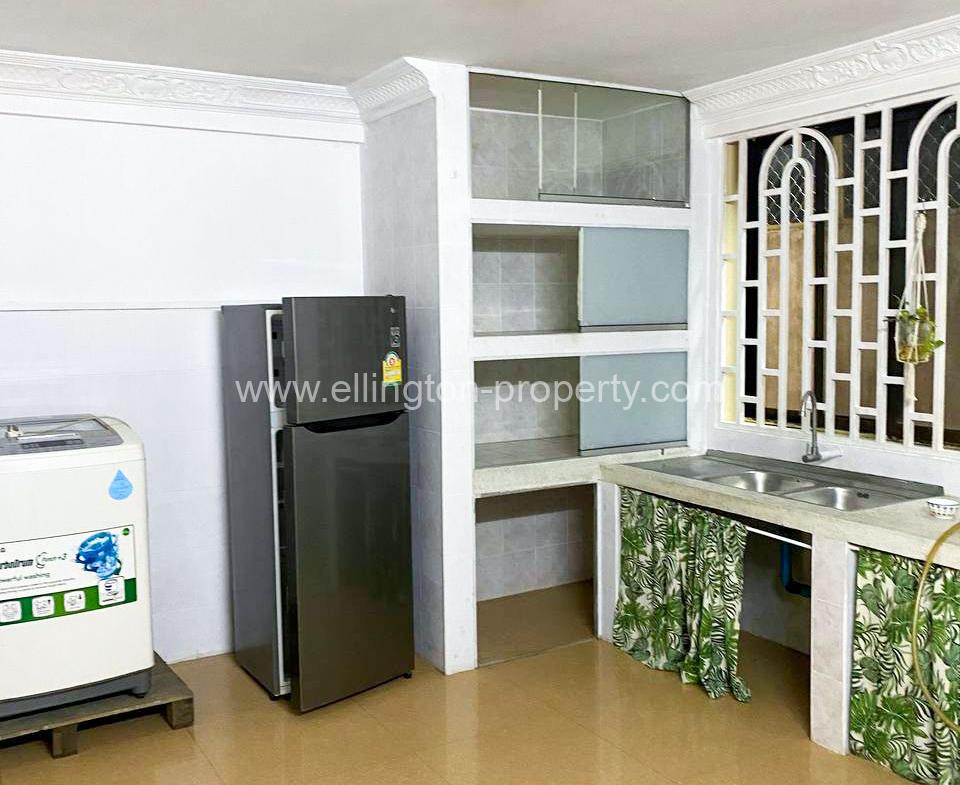 Flat House For Rent In Toul Tum Pung - Ellington Property