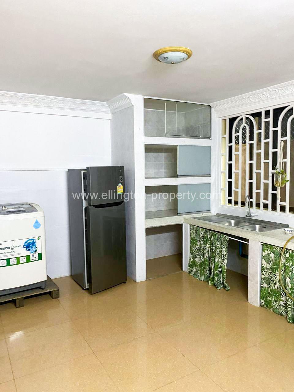 Flat House For Rent In Toul Tum Pung - Ellington Property