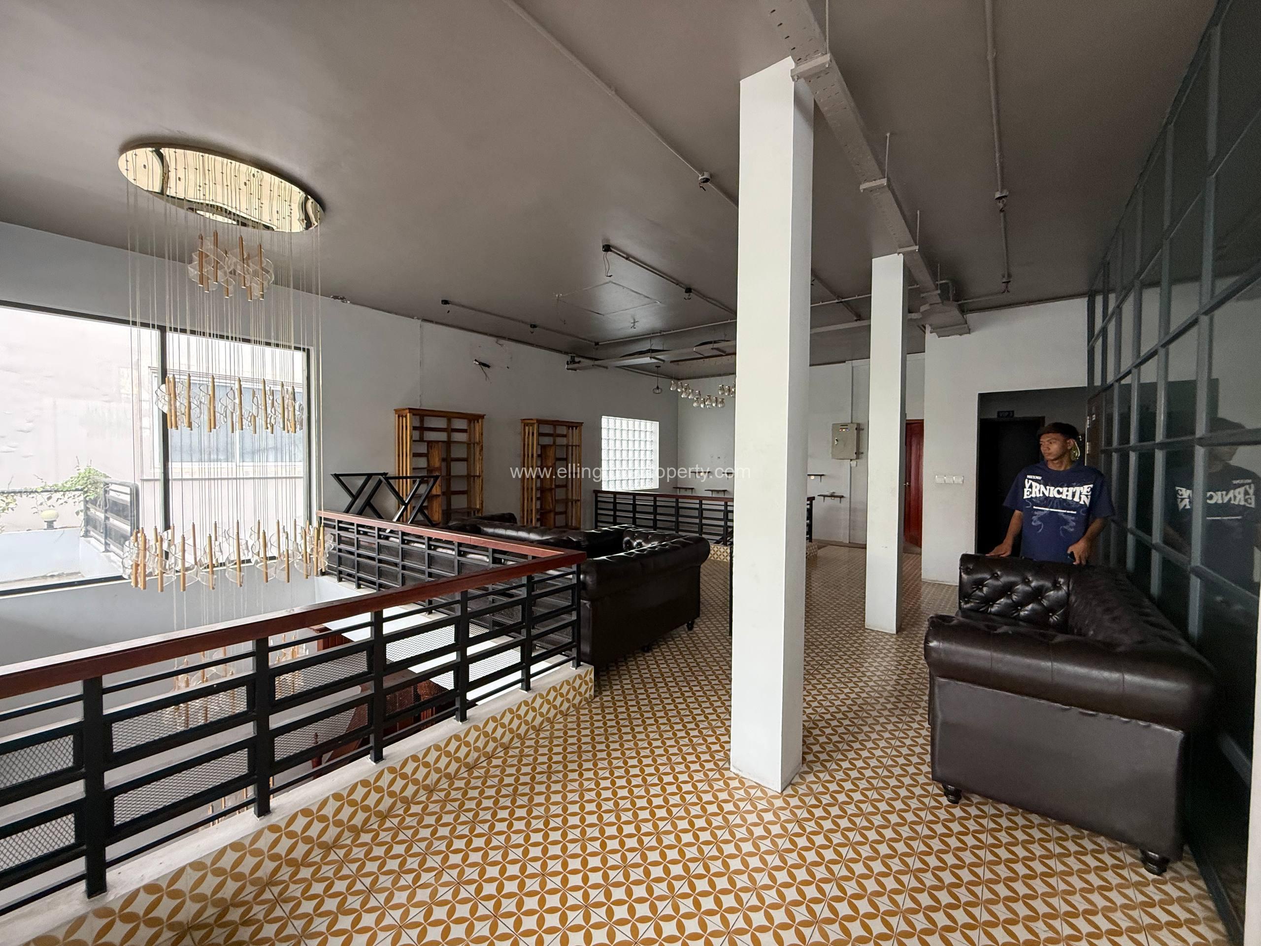 Shop For Rent​ In Daun Penh Area - Ellington Property