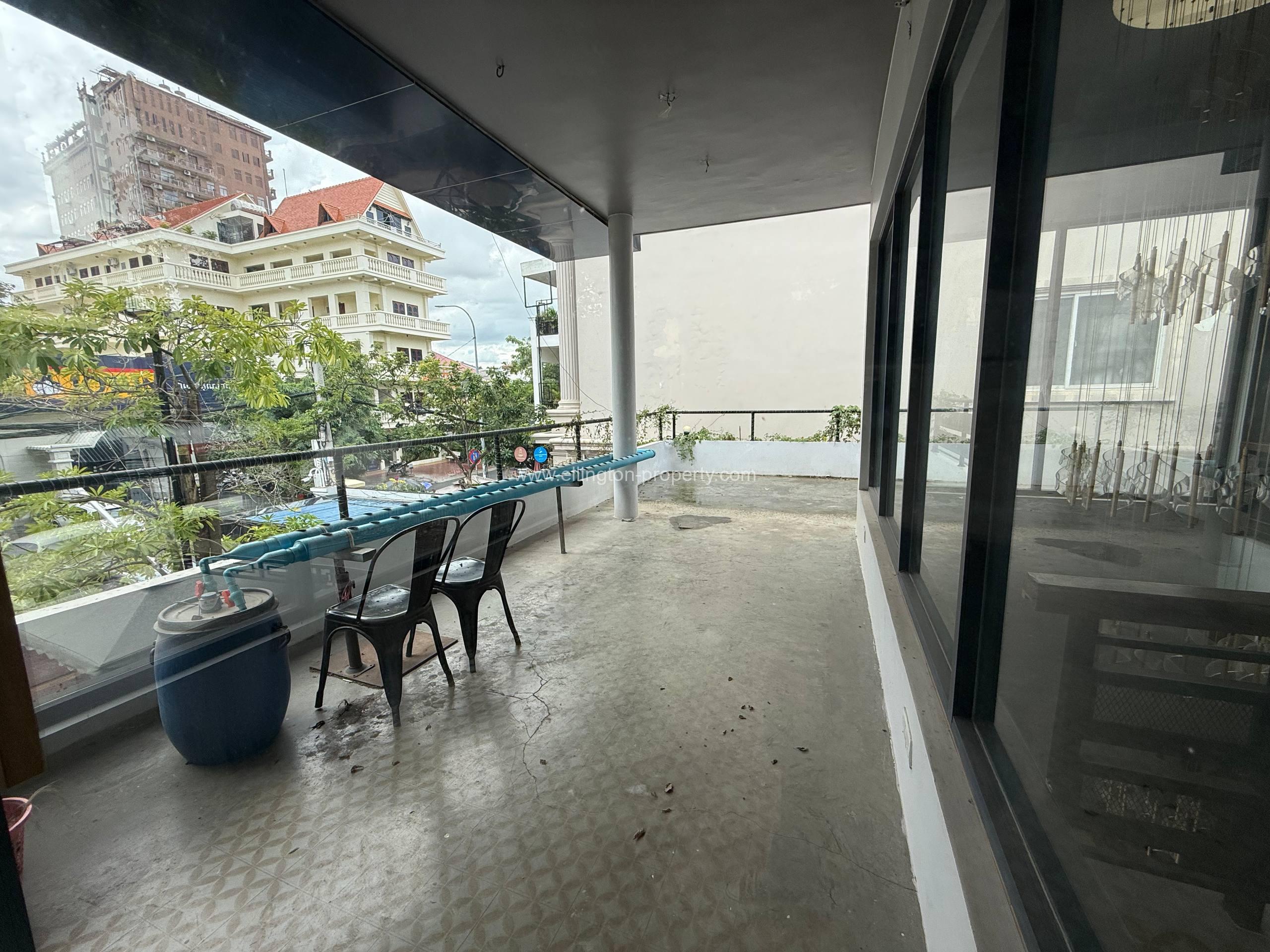 Shop For Rent​ In Daun Penh Area - Ellington Property