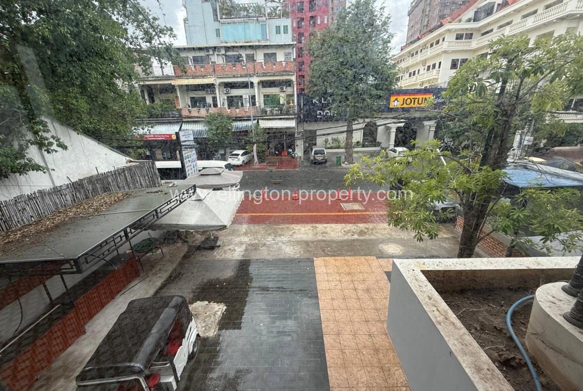 Shop For Rent​ In Daun Penh Area - Ellington Property