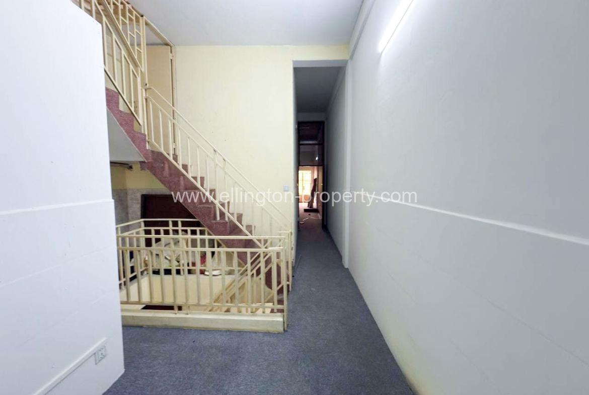 Shop House For Rent In Boeng Keng Kong - Ellington Property