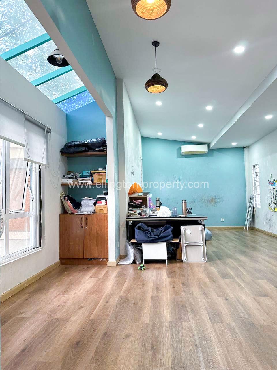 Shophouse For Rent At Sangkat Phnompenh Thmey - Ellington Property