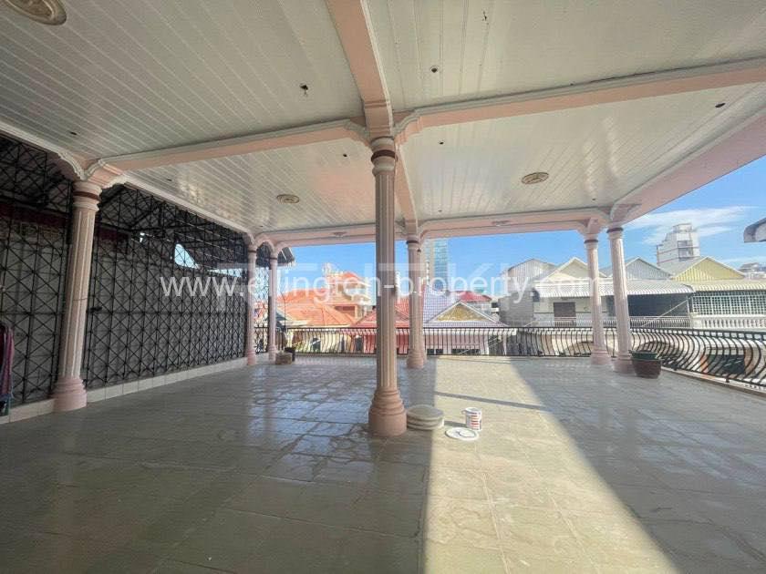 House For Rent Near Tuol Tumpung Market - Ellington Property