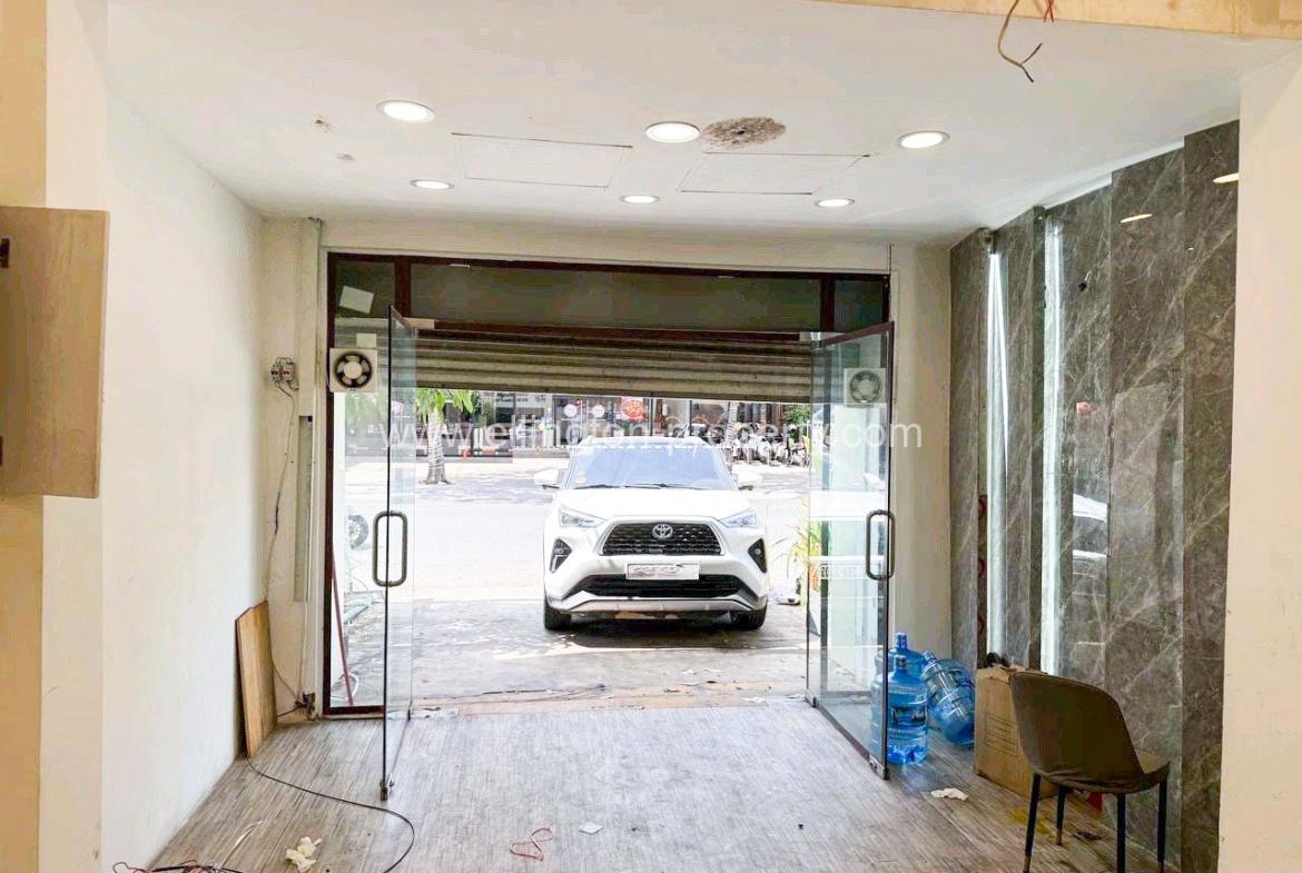 Shophouse For​​ Rent In Boeng Keng Kong1 - Ellington Property