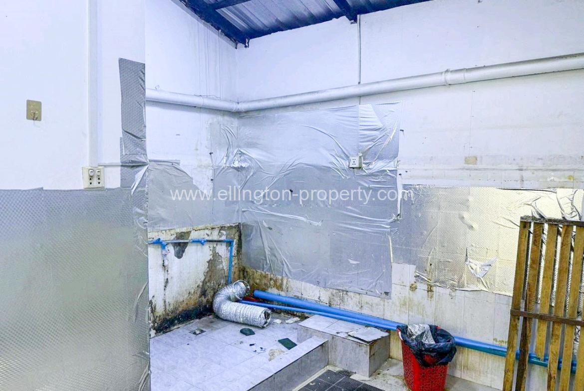 Shophouse For​​ Rent In Boeng Keng Kong1 - Ellington Property