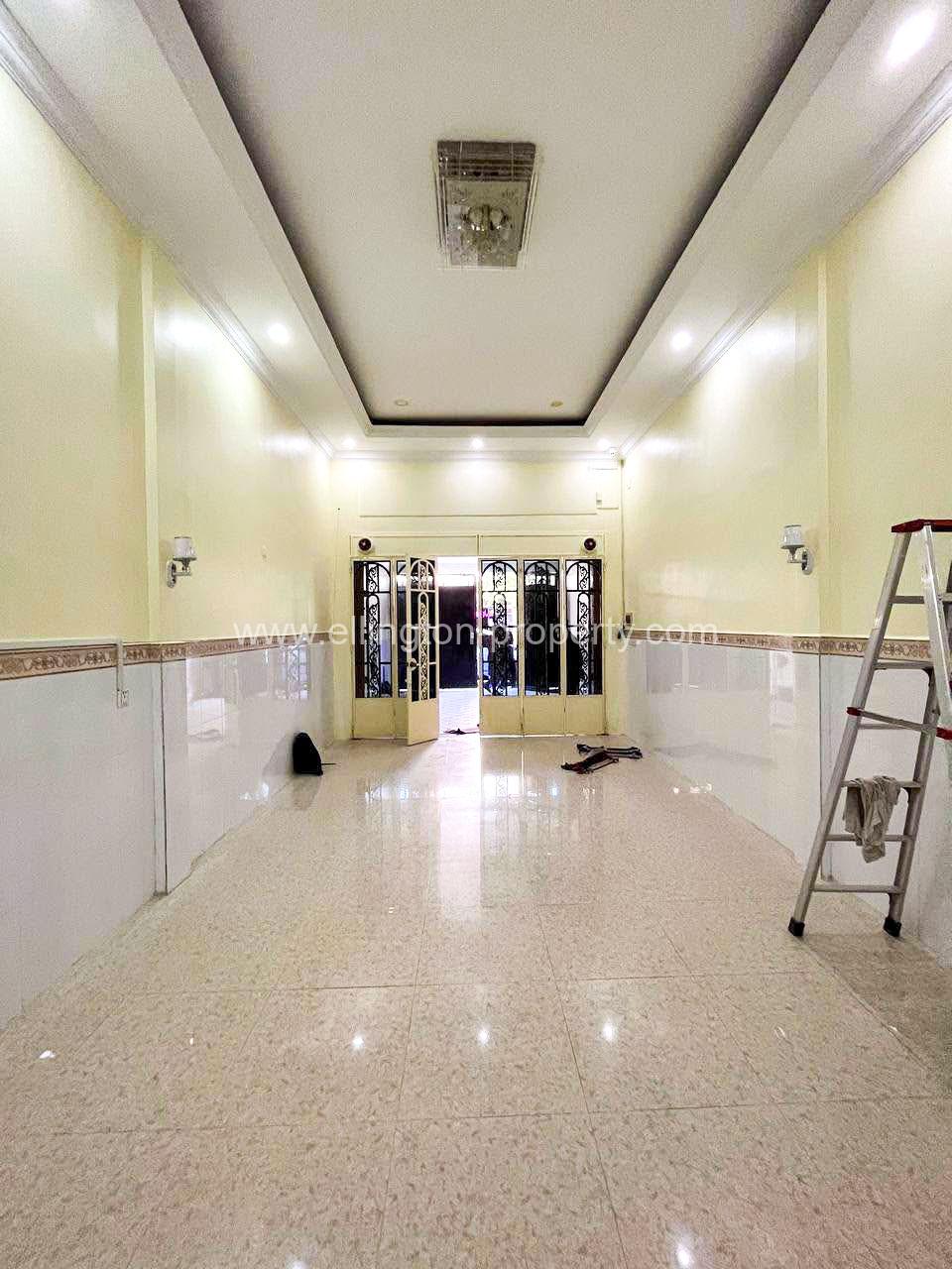 Shophouse For Rent In Toul Tompung - Ellington Property