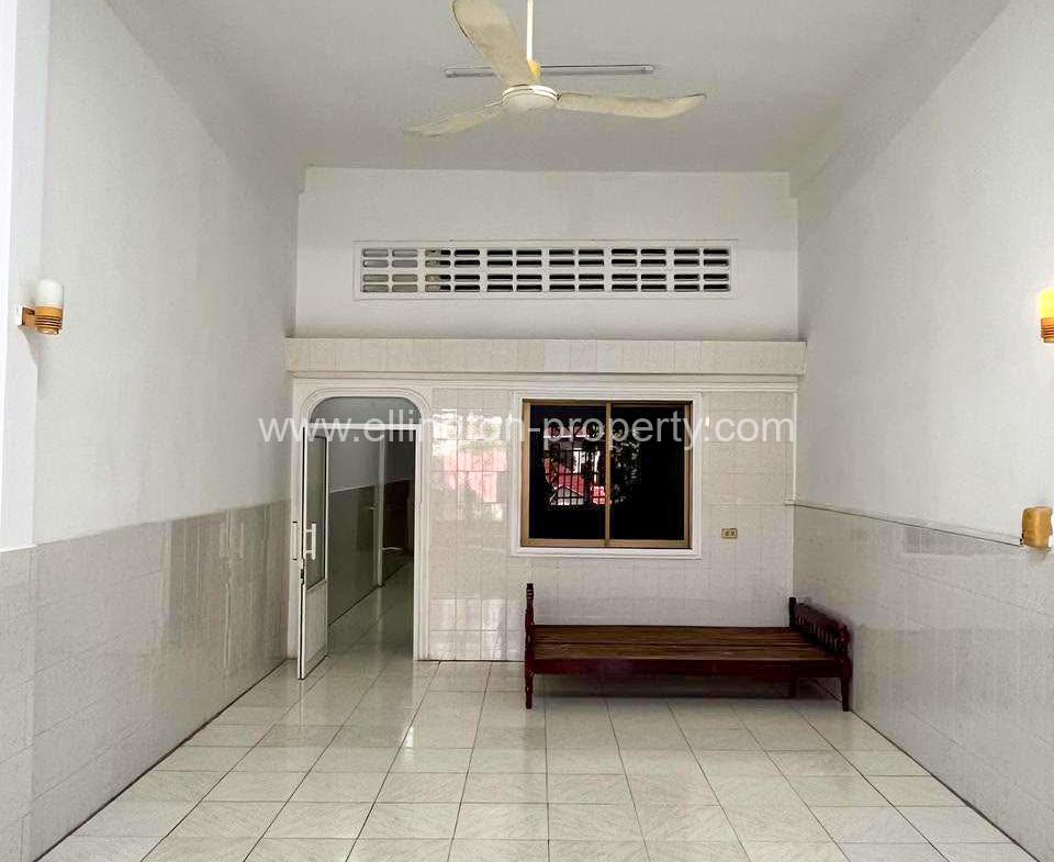 Shophouse For Rent In Toul Tompung - Ellington Property