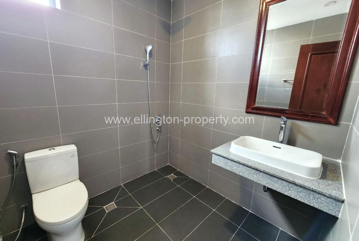 1 Bedroom For Rent In Tonle Bassac - Ellington Property