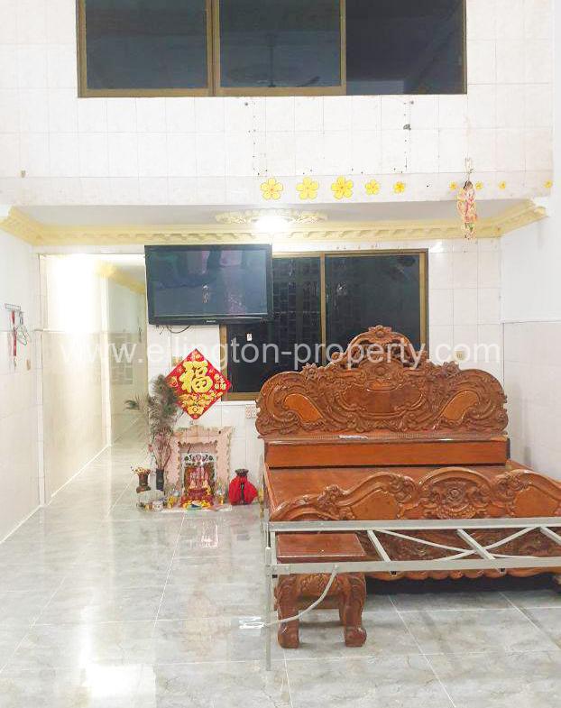 Flat House For Rent ​in Toul Tum Pung - Ellington Property