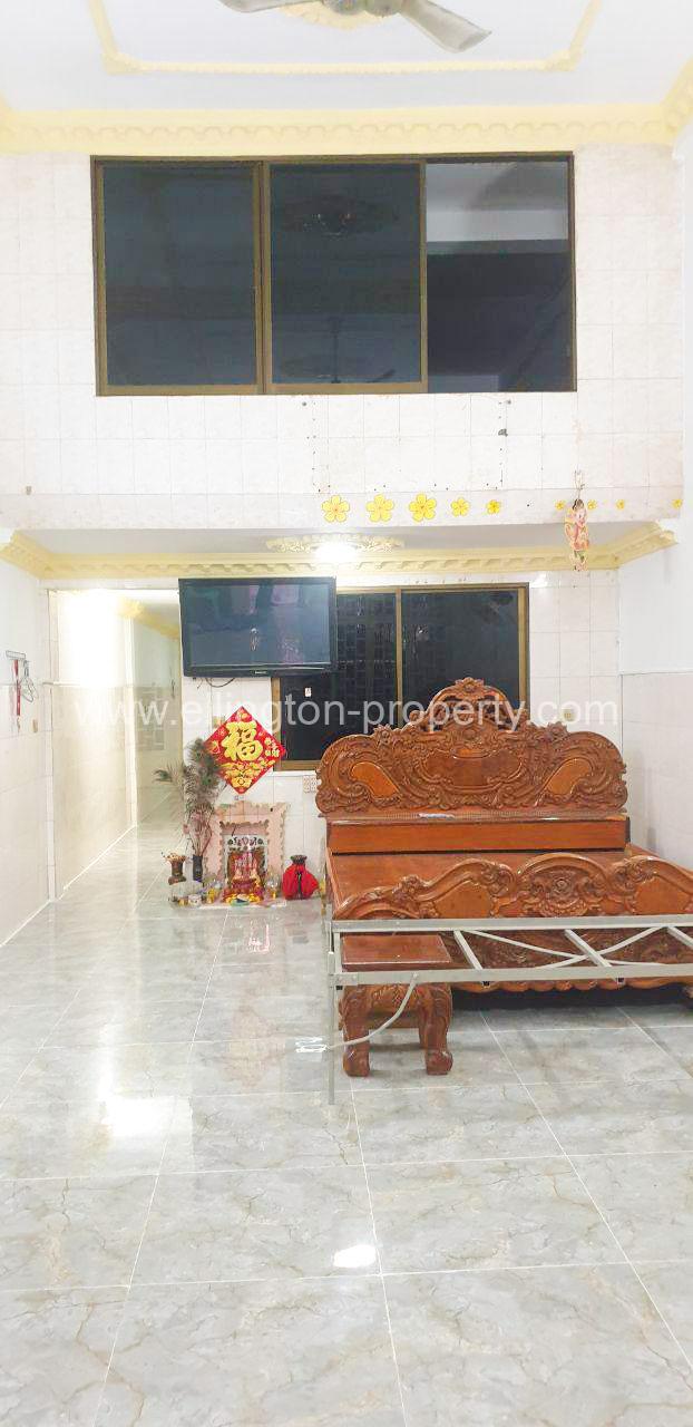 Flat House For Rent ​in Toul Tum Pung - Ellington Property
