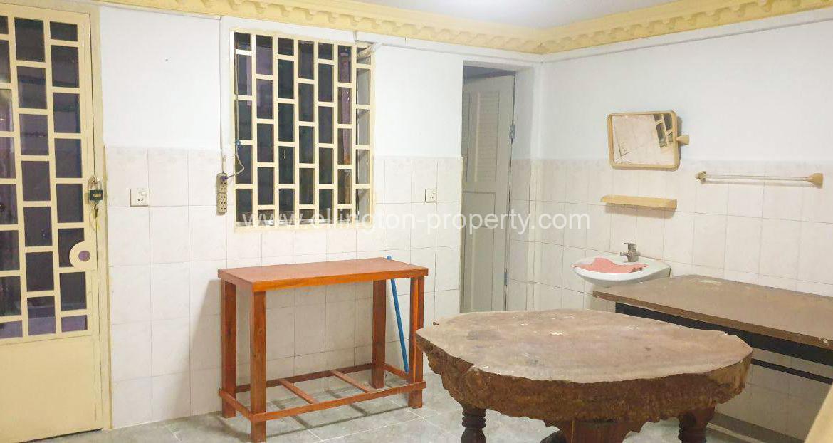 Flat House For Rent ​in Toul Tum Pung - Ellington Property