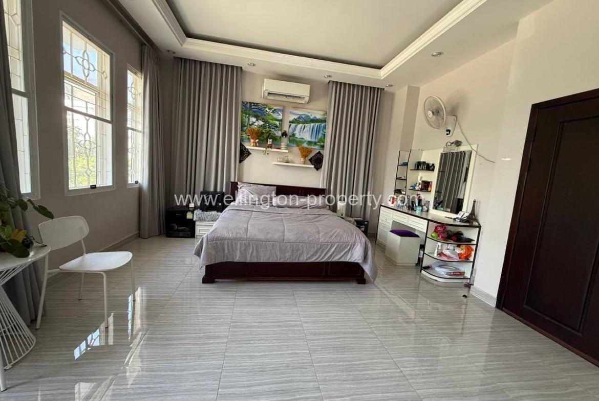 Single Villa For Rent Near Prohm Bayon Roundabout,st 6a - Ellington Property