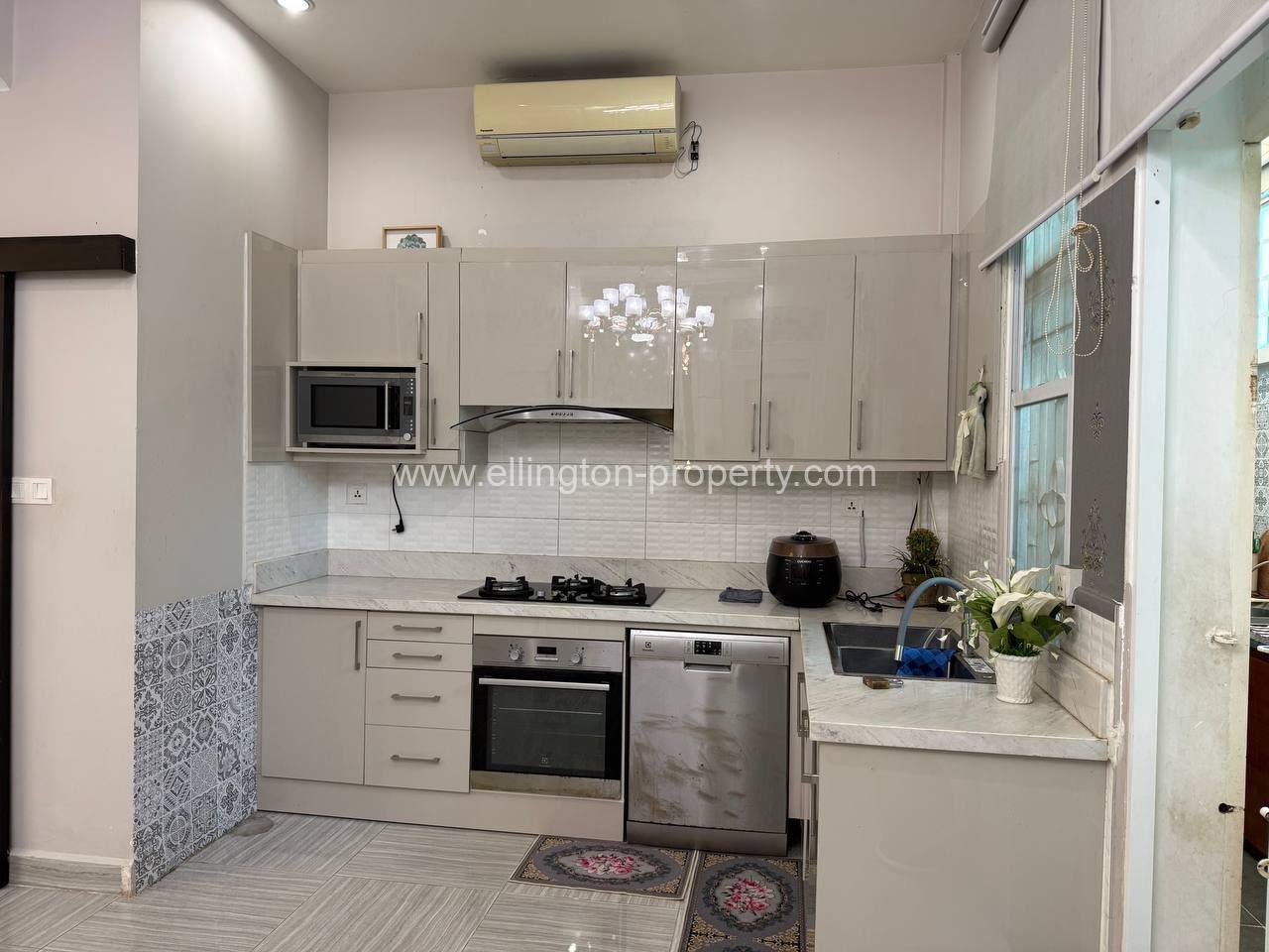 Single Villa For Rent Near Prohm Bayon Roundabout,st 6a - Ellington Property