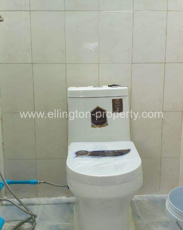 Flat House For Rent ​in Toul Tum Pung - Ellington Property
