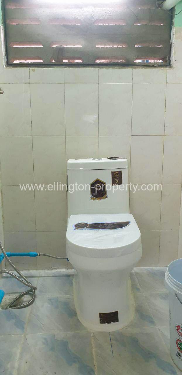 Flat House For Rent ​in Toul Tum Pung - Ellington Property