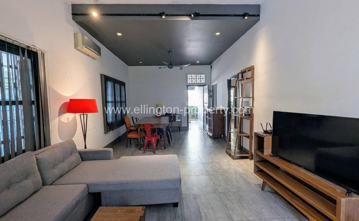 Spacious 2 Bedroom Renovated Style Apartment - Ellington Property