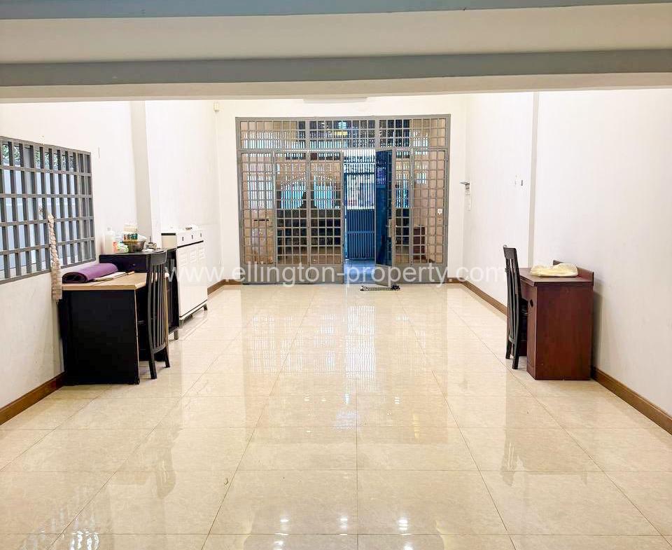 Shop House For Rent In Bkk - Ellington Property