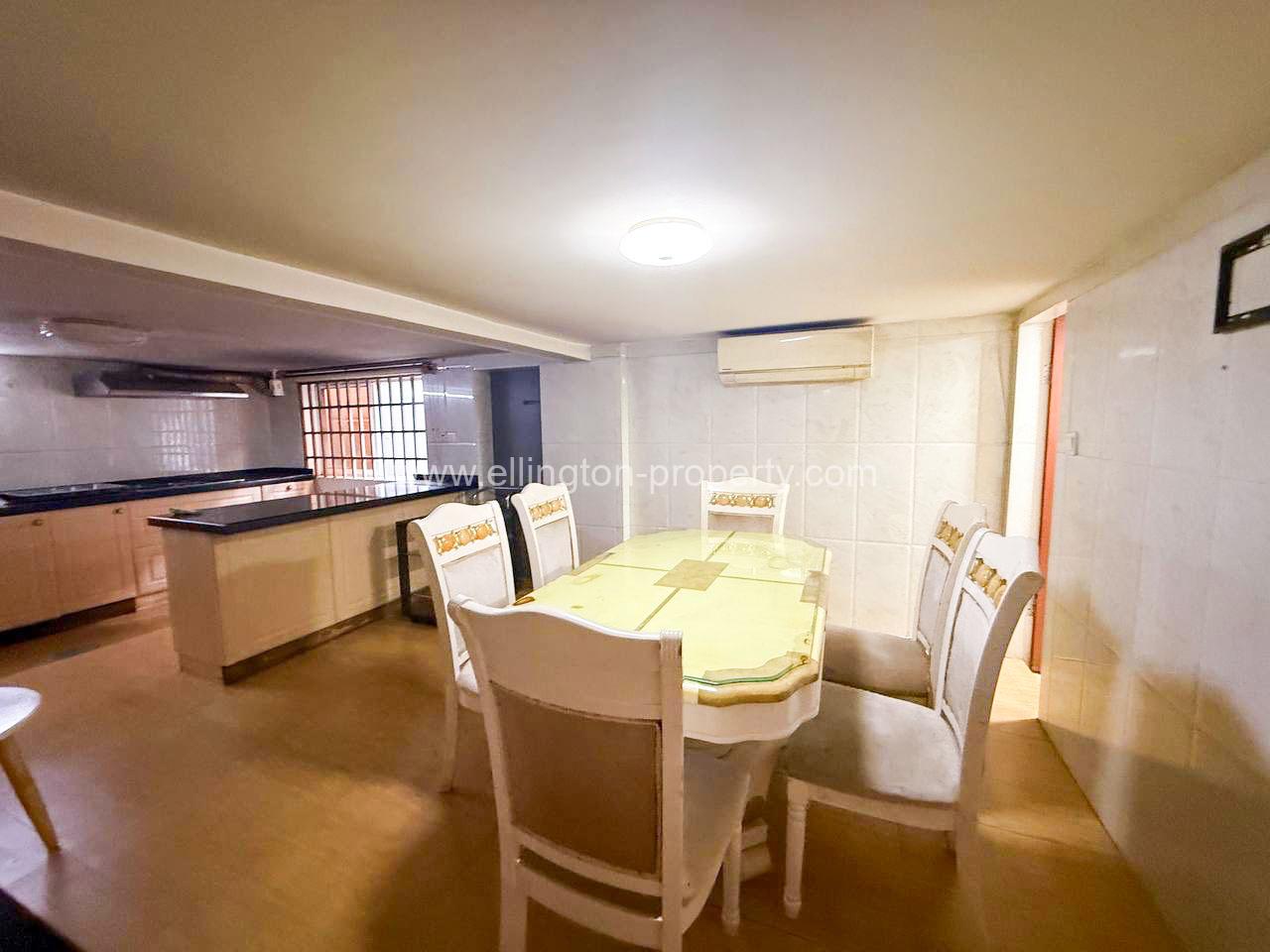 Shop House For Rent In Bkk - Ellington Property