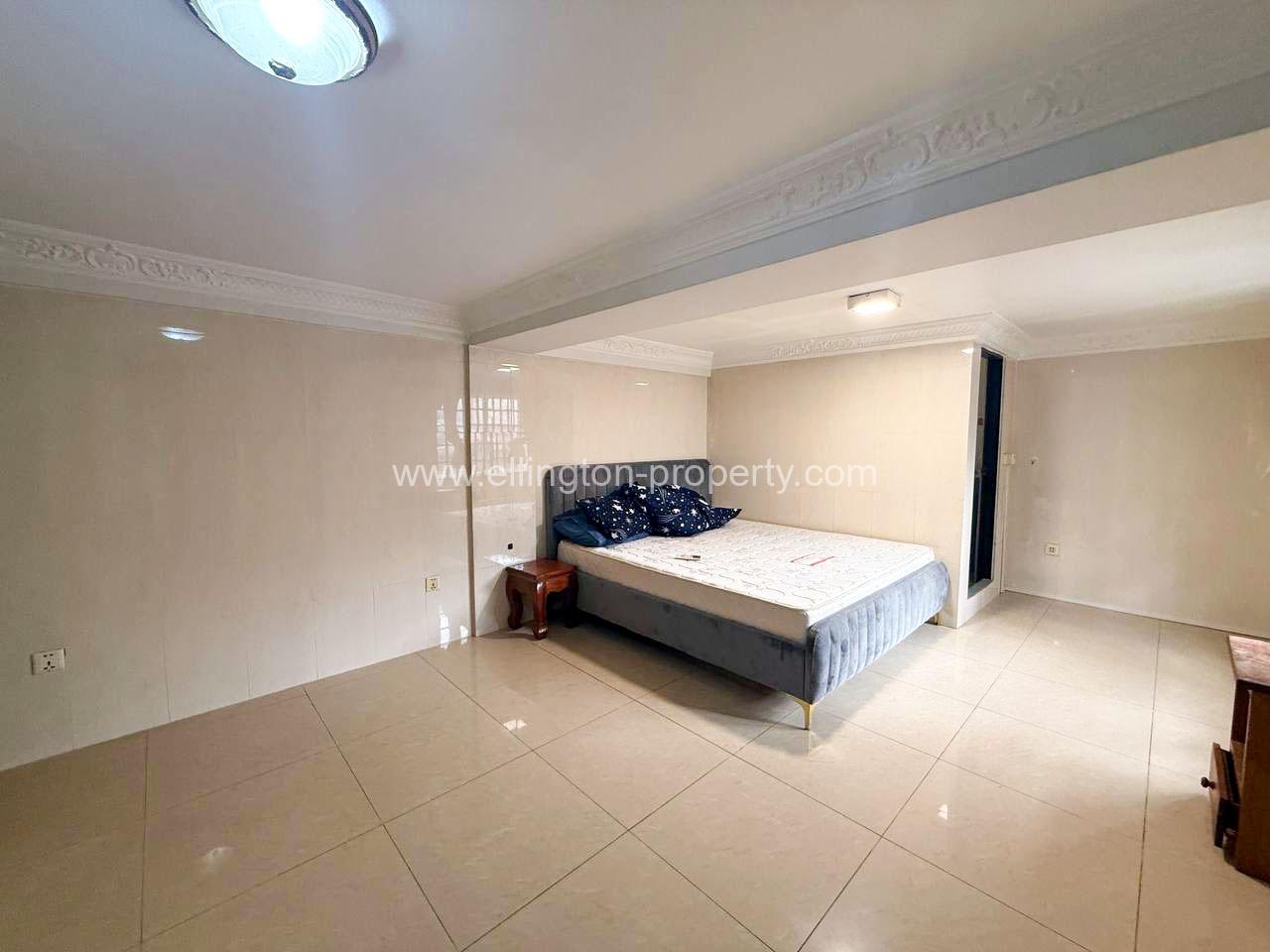 Shop House For Rent In Bkk - Ellington Property
