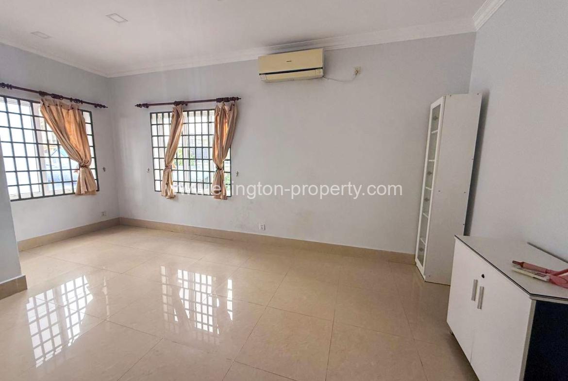 Shop House For Rent In Bkk - Ellington Property
