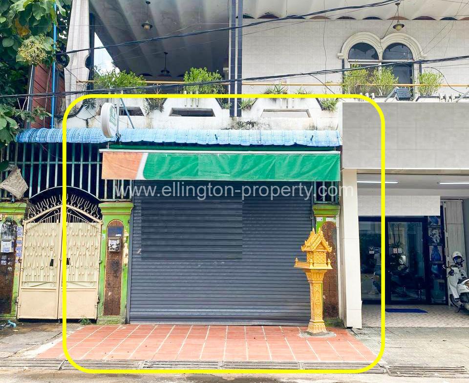 Shophouse For Rent​ In Bueng Keng Kong - Ellington Property