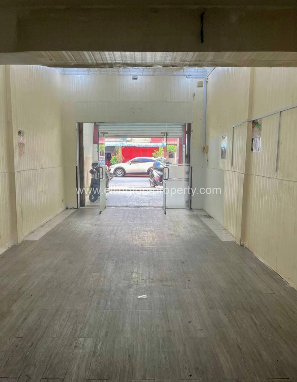 Shop House For Rent In Tuol Tompoung,tumnob Tuek - Ellington Property