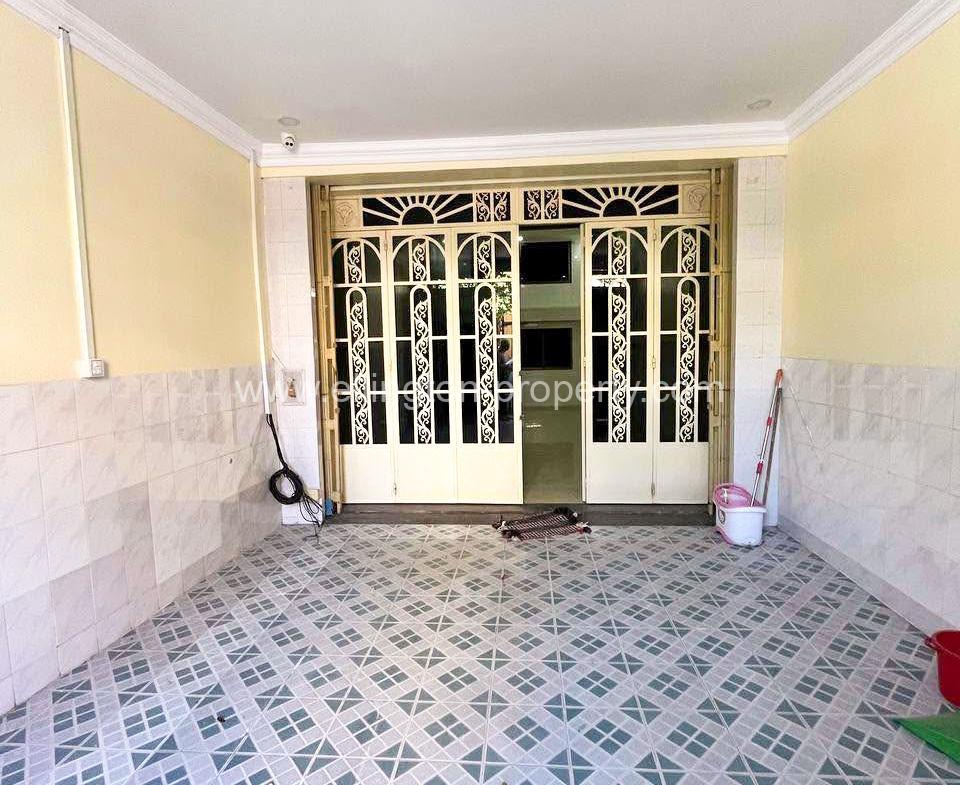 Shophouse For Rent In Toul Tompung - Ellington Property