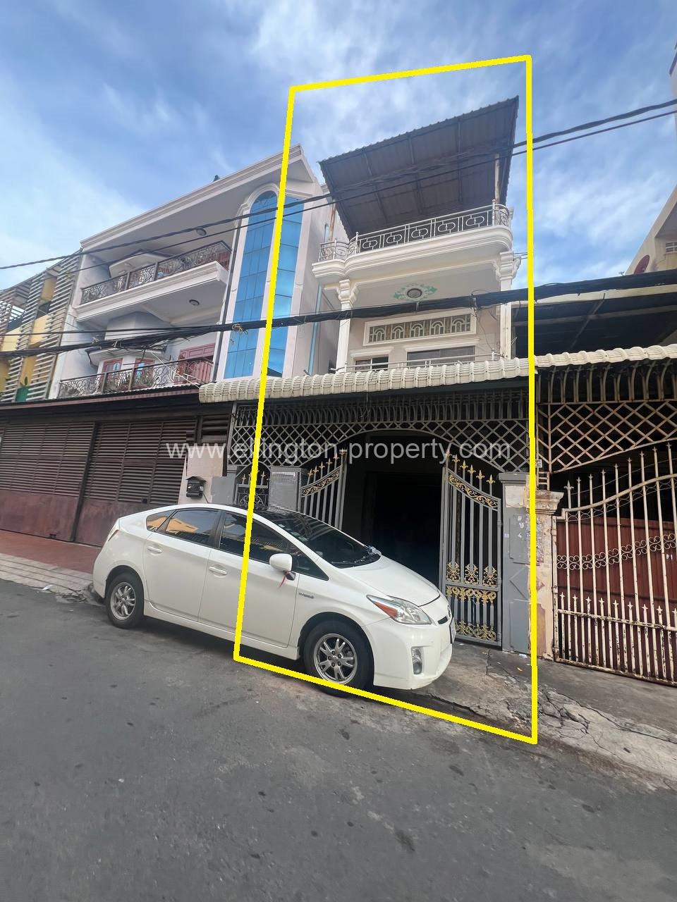 Shophouse For Rent In Bkk3 - Ellington Property