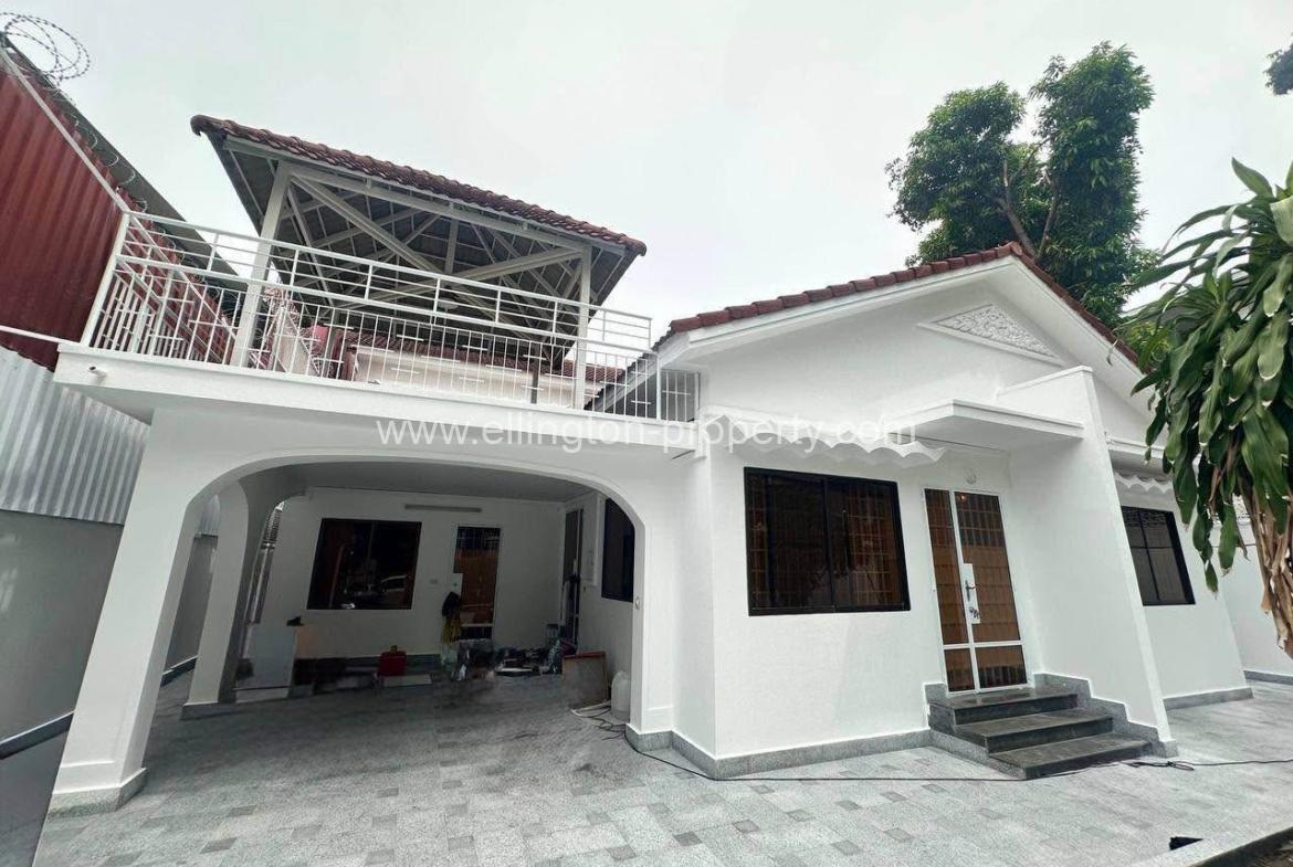 Villa For Rent In Bkk1 - Ellington Property