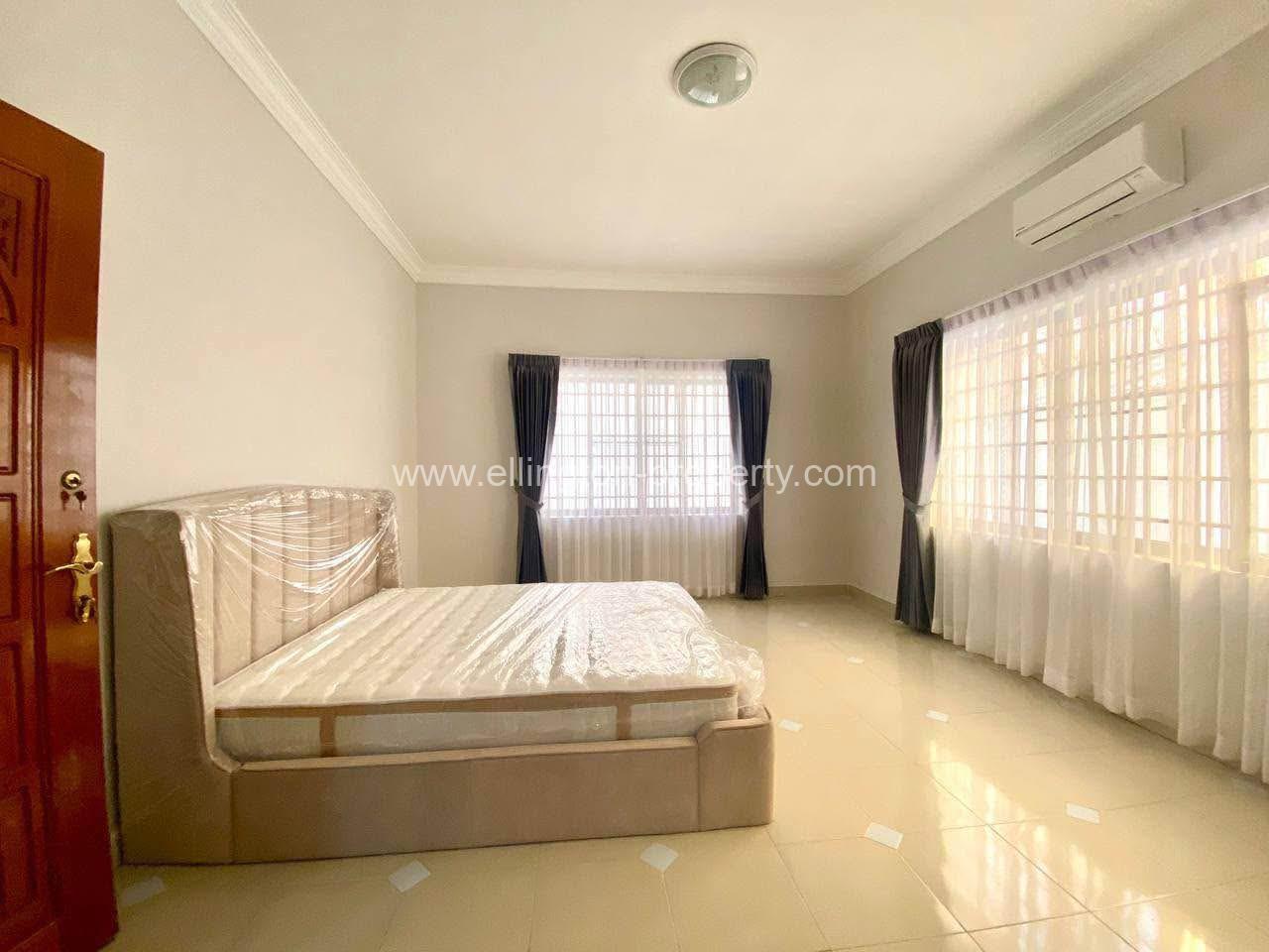 Villa For Rent In Bkk1 - Ellington Property