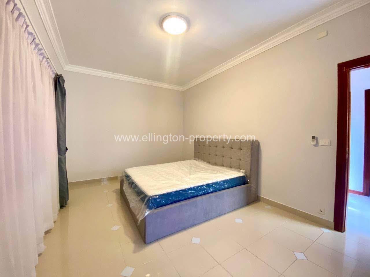 Villa For Rent In Bkk1 - Ellington Property